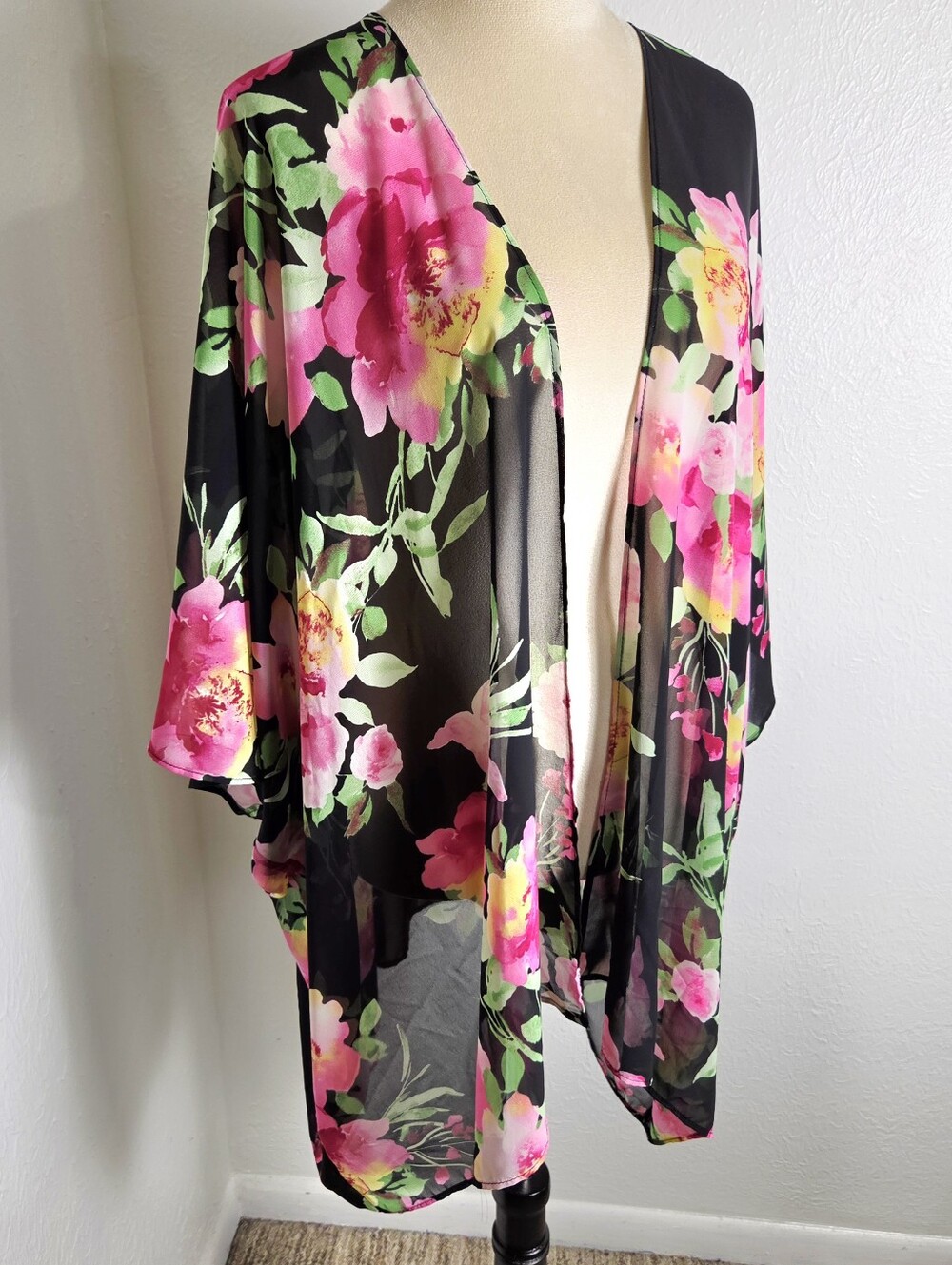 Emerald Black Waterfall Kimono with Pink & Mint Green Floral Print, One Size - Picture 7 of 10
